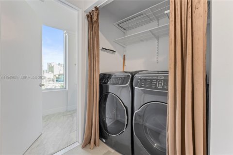 Купить кондоминиум в Майами, Флорида 2 спальни, 143.07м2, № 2007520 - фото 28