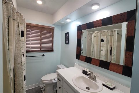 Condo in Bradenton, Florida, 3 bedrooms  № 2216208 - photo 7