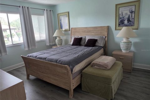 Condo in Bradenton, Florida, 3 bedrooms  № 2216208 - photo 13