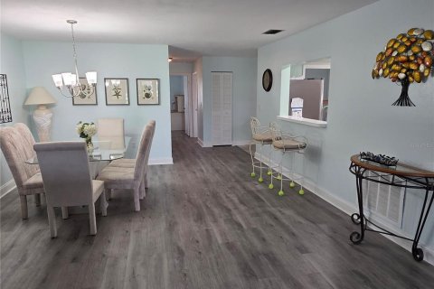 Condo in Bradenton, Florida, 3 bedrooms  № 2216208 - photo 12
