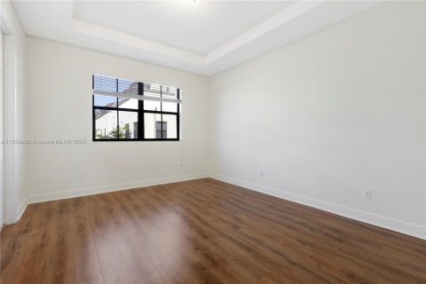 Townhouse in Doral, Florida 3 bedrooms, 173.26 sq.m. № 1892384 - photo 10