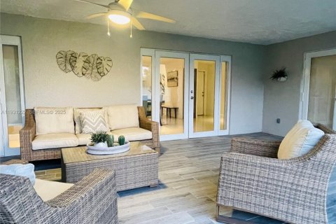 Купить виллу или дом в Майами, Флорида 3 спальни, 204.85м2, № 1989823 - фото 16