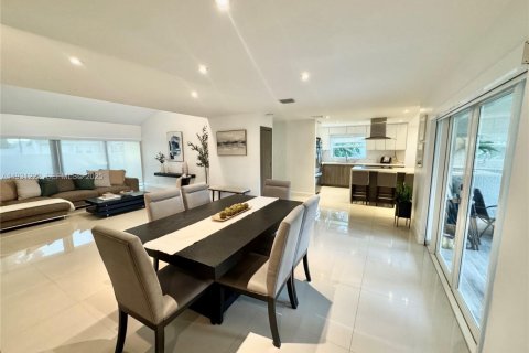 Купить виллу или дом в Майами, Флорида 3 спальни, 204.85м2, № 1989823 - фото 6