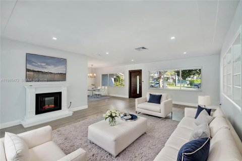 Купить виллу или дом в Майами-Шорс, Флорида 4 спальни, 203.55м2, № 2049575 - фото 8