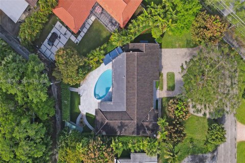 Купить виллу или дом в Майами-Шорс, Флорида 4 спальни, 203.55м2, № 2049575 - фото 23