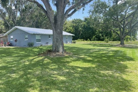 House in Wildwood, Florida 2 bedrooms, 130.43 sq.m. № 223553 - photo 6