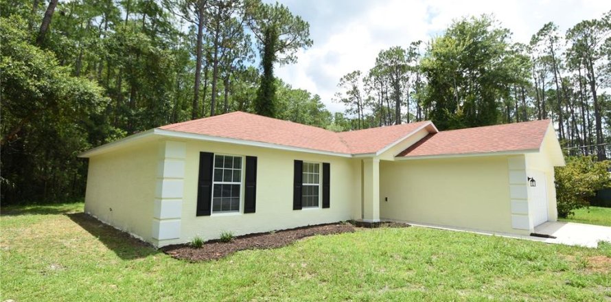 Villa ou maison à Palm Coast, Floride 3 chambres, 125.51 m2 № 1792313