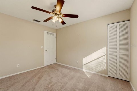 Villa ou maison à vendre à Edgewater, Floride: 2 chambres, 120.77 m2 № 2434900 - photo 15