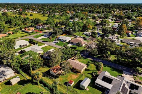 Villa ou maison à vendre à Edgewater, Floride: 2 chambres, 120.77 m2 № 2434900 - photo 29