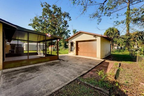 Villa ou maison à vendre à Edgewater, Floride: 2 chambres, 120.77 m2 № 2434900 - photo 4