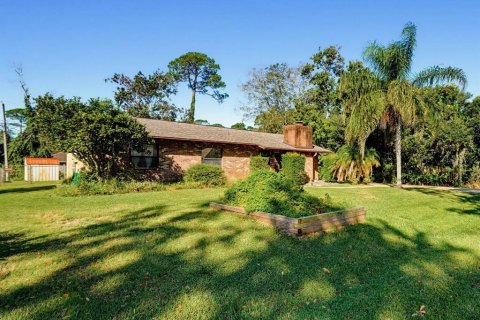 Villa ou maison à vendre à Edgewater, Floride: 2 chambres, 120.77 m2 № 2434900 - photo 2