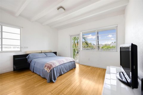 Купить кондоминиум в Майами-Бич, Флорида 43.2м2, № 2058642 - фото 9