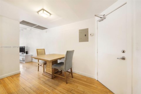 Купить кондоминиум в Майами-Бич, Флорида 43.2м2, № 2058642 - фото 4