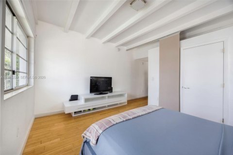 Купить кондоминиум в Майами-Бич, Флорида 43.2м2, № 2058642 - фото 12