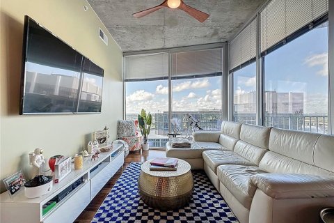 Condominio en venta en Orlando, Florida, 2 dormitorios, 117.15 m2 № 1882918 - foto 10