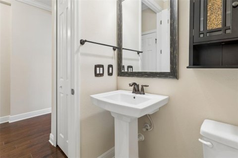 Villa ou maison à louer à Odessa, Floride: 3 chambres, 240.15 m2 № 2415165 - photo 8