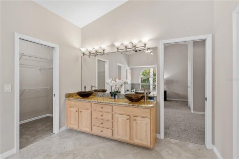 Villa ou maison à vendre à Altamonte Springs, Floride: 4 chambres, 253.99 m2 № 2151854 - photo 24