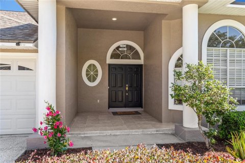Villa ou maison à vendre à Altamonte Springs, Floride: 4 chambres, 253.99 m2 № 2151854 - photo 2