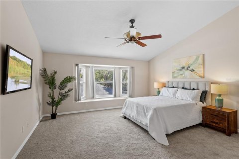 Villa ou maison à vendre à Altamonte Springs, Floride: 4 chambres, 253.99 m2 № 2151854 - photo 19