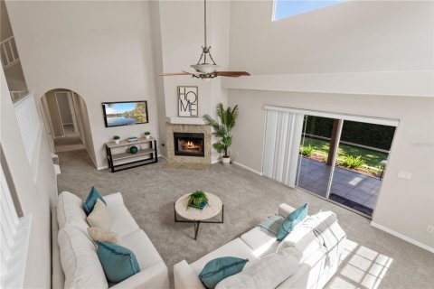 Villa ou maison à vendre à Altamonte Springs, Floride: 4 chambres, 253.99 m2 № 2151854 - photo 16