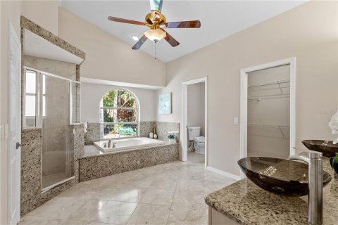 Villa ou maison à vendre à Altamonte Springs, Floride: 4 chambres, 253.99 m2 № 2151854 - photo 23