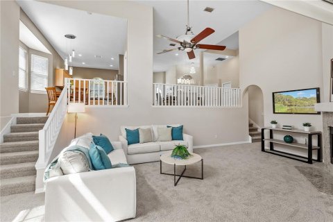 Villa ou maison à vendre à Altamonte Springs, Floride: 4 chambres, 253.99 m2 № 2151854 - photo 18