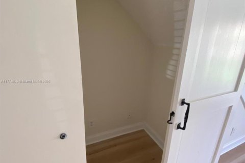 Touwnhouse à vendre à Pembroke Pines, Floride: 2 chambres, 103.49 m2 № 1864339 - photo 11