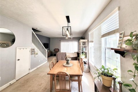 Condominio en venta en Gainesville, Florida, 2 dormitorios, 121.89 m2 № 2092492 - foto 12