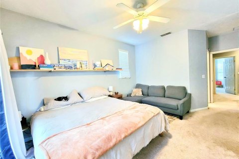 Condominio en venta en Gainesville, Florida, 2 dormitorios, 121.89 m2 № 2092492 - foto 21