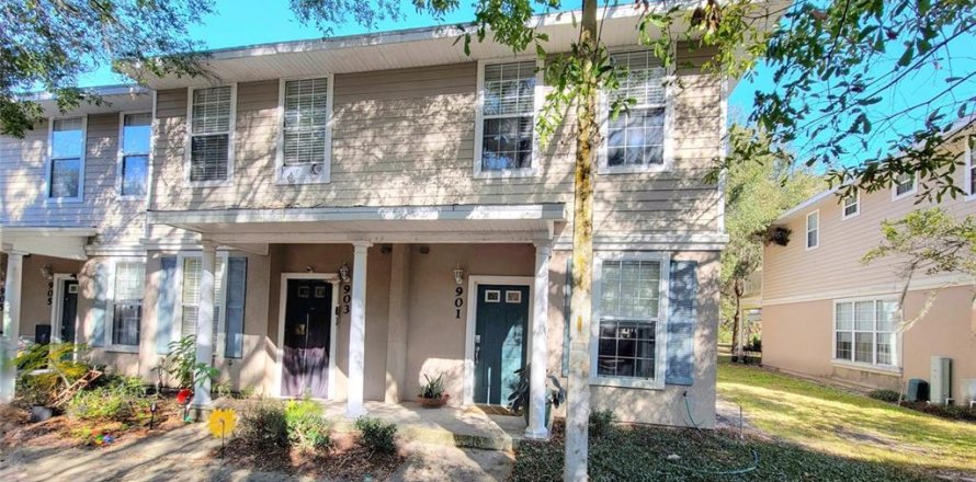 Condominio en Gainesville, Florida, 2 dormitorios  № 2092492