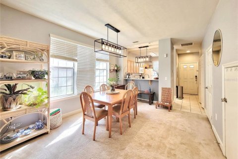 Condominio en venta en Gainesville, Florida, 2 dormitorios, 121.89 m2 № 2092492 - foto 10