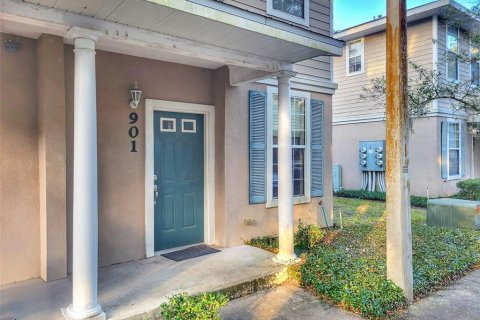 Condominio en venta en Gainesville, Florida, 2 dormitorios, 121.89 m2 № 2092492 - foto 3