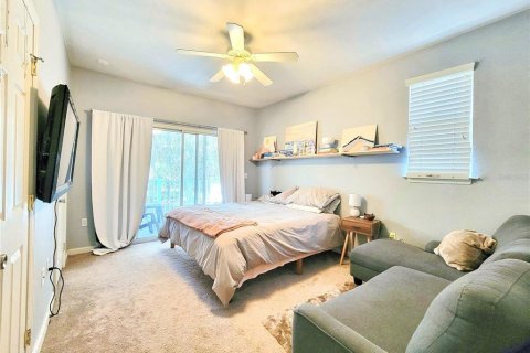Condominio en venta en Gainesville, Florida, 2 dormitorios, 121.89 m2 № 2092492 - foto 20