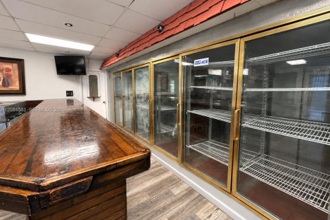 Купить коммерческую недвижимость в Сент-Луси, Флорида № 2352572 - фото 13