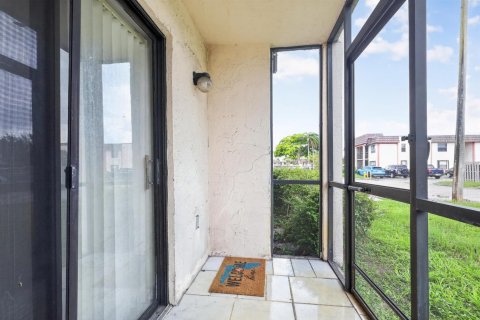 Купить кондоминиум в Майами, Флорида 3 комнаты, 88.81м2, № 2253209 - фото 19