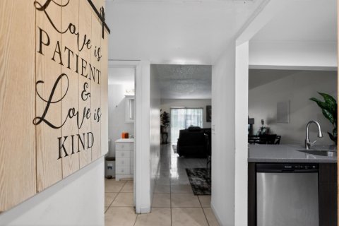 Купить кондоминиум в Майами, Флорида 3 комнаты, 88.81м2, № 2253209 - фото 11