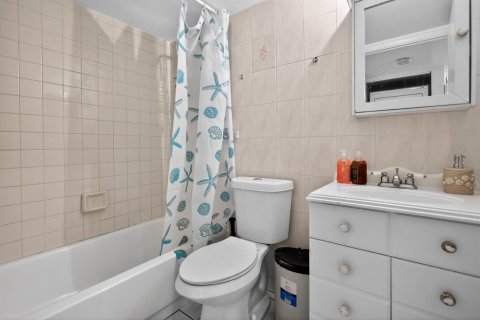 Купить кондоминиум в Майами, Флорида 3 комнаты, 88.81м2, № 2253209 - фото 17