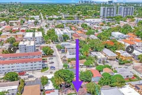 House in Miami, Florida 2 bedrooms, 49.24 sq.m. № 1972119 - photo 20