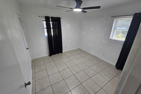 House in Auburndale, Florida 3 bedrooms, 107.02 sq.m. № 2393968 - photo 15