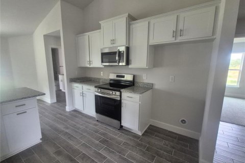 Casa en venta en Dade City, Florida, 3 dormitorios, 216.46 m2 № 1914528 - foto 29