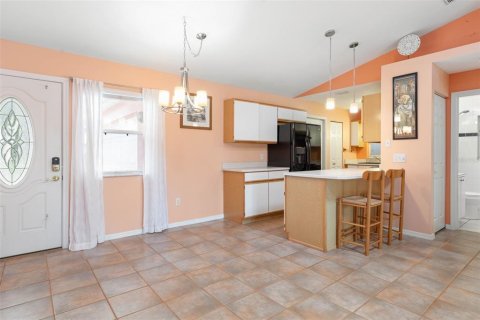 House in Flagler Beach, Florida 2 bedrooms, 105.82 sq.m. № 1626512 - photo 6