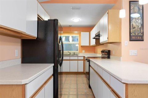 House in Flagler Beach, Florida 2 bedrooms, 105.82 sq.m. № 1626512 - photo 8