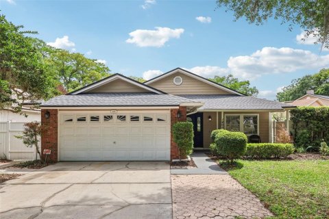House in Winter Park, Florida 3 bedrooms, 155.7 sq.m. № 2119224