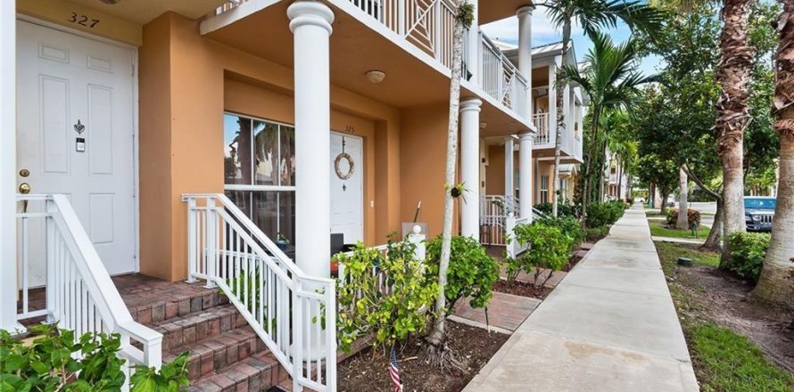 Condominio en Fort Lauderdale, Florida, 2 dormitorios  № 1136333