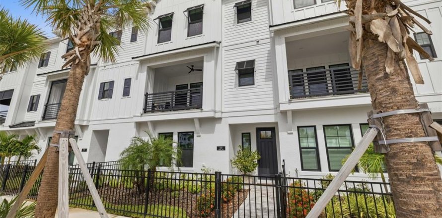 Touwnhouse à Sarasota, Floride 3 chambres, 211.45 m2 № 2226125
