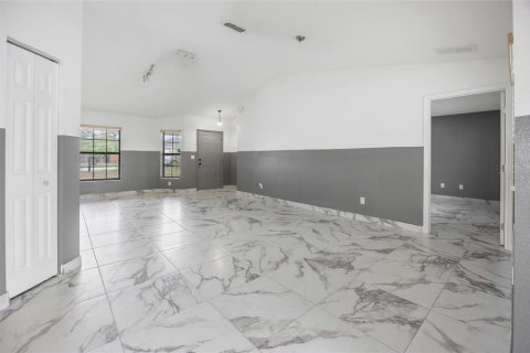 House in Ocala, Florida 3 bedrooms, 151.62 sq.m. № 1810983 - photo 7
