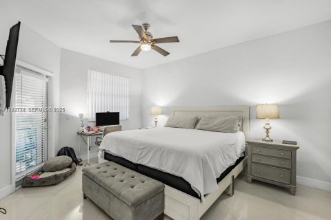 Condominio en venta en Aventura, Florida, 2 dormitorios, 100.06 m2 № 2076838 - foto 5