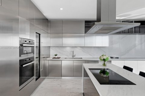 Copropriété à louer à Miami, Floride: 6 chambres, 480.58 m2 № 2255812 - photo 6