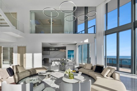 Copropriété à louer à Miami, Floride: 6 chambres, 480.58 m2 № 2255812 - photo 5