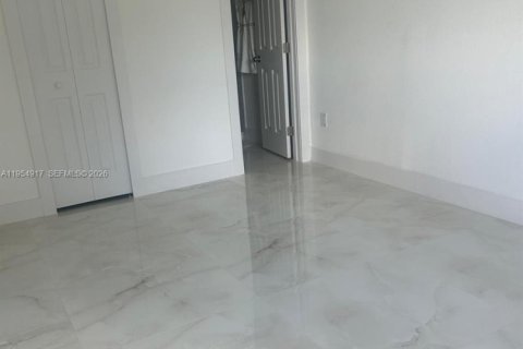 Villa ou maison à vendre à Hollywood, Floride: 3 chambres, 142.7 m2 № 2009664 - photo 13